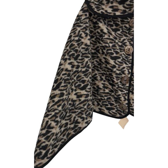 NEW L.I.B. New York Womens Animal Print Poncho Cape Leopard One Size Classic NWT - Picture 7 of 8